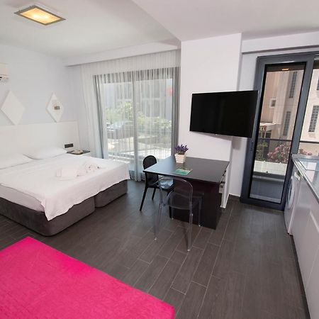 Mert Otel Cesme Exterior photo