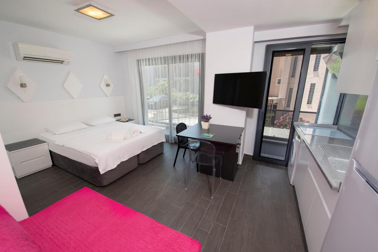 Mert Otel Cesme Exterior photo