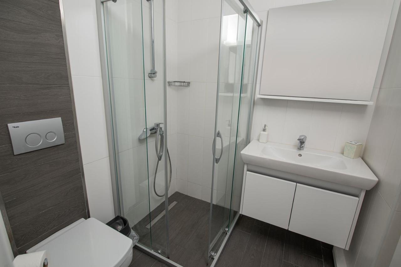 Mert Otel Cesme Exterior photo