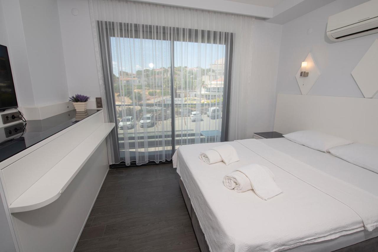 Mert Otel Cesme Exterior photo